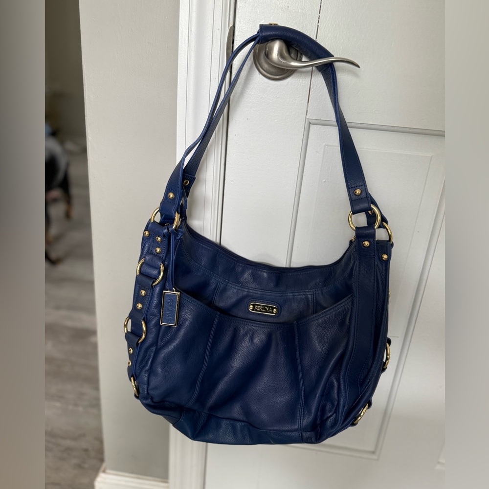Perlina purse. Gently used. Great condition.